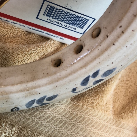 Fox Farm B Filius Pottery Hanging Dry Flower Hand Painted Leaf Signed 10.5x11.5” - Picture 6 of 7